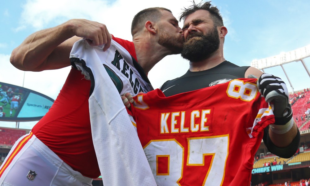 Travis and Jason Kelce Christmas song: Will Taylor Swift fans send it to No.  1?