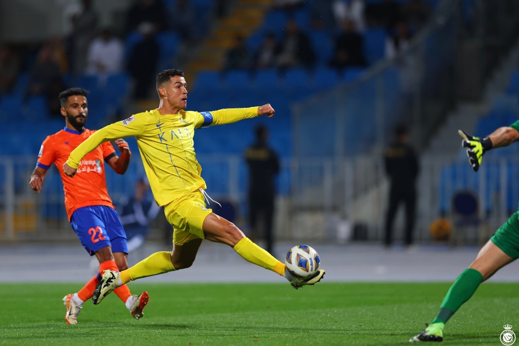 C.Ronaldo ăn mừng kiểu mới trong ngày tỏa sáng ở AFC Champions League - 2