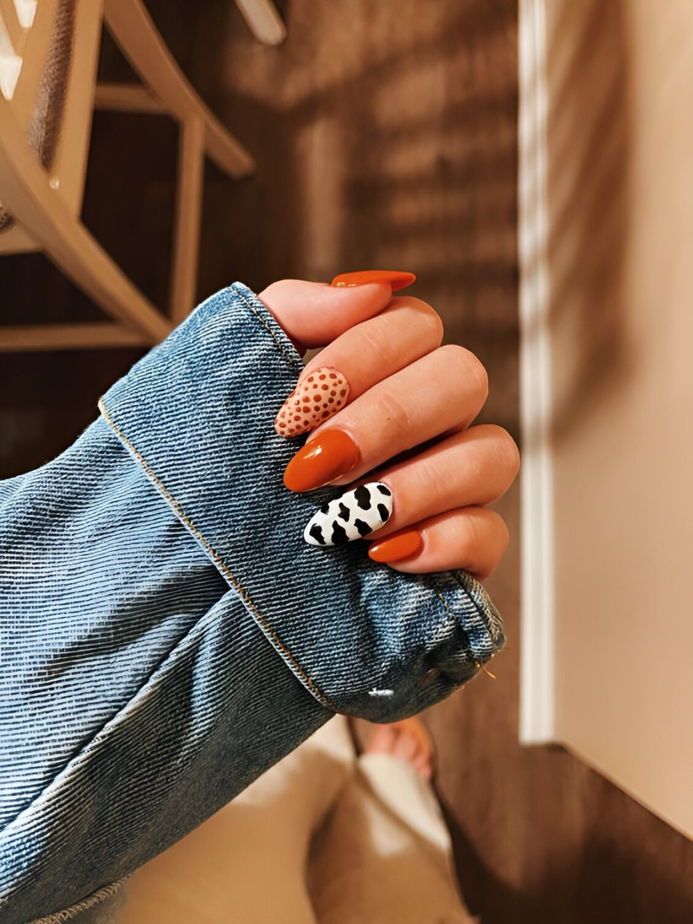 30 Stunning Burnt Orange Nails For A Gorgeous Season - 237