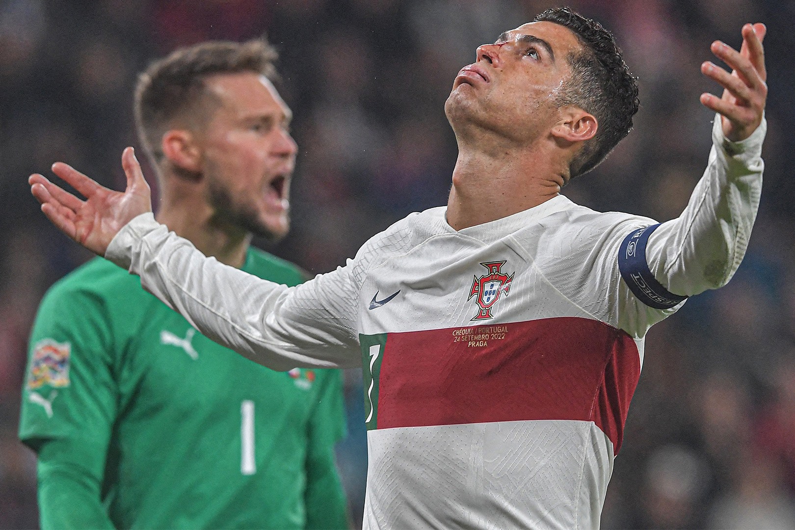 Ronaldo đã chậm lại nhưng tuyển Bồ Đào Nha không thể không dựa vào