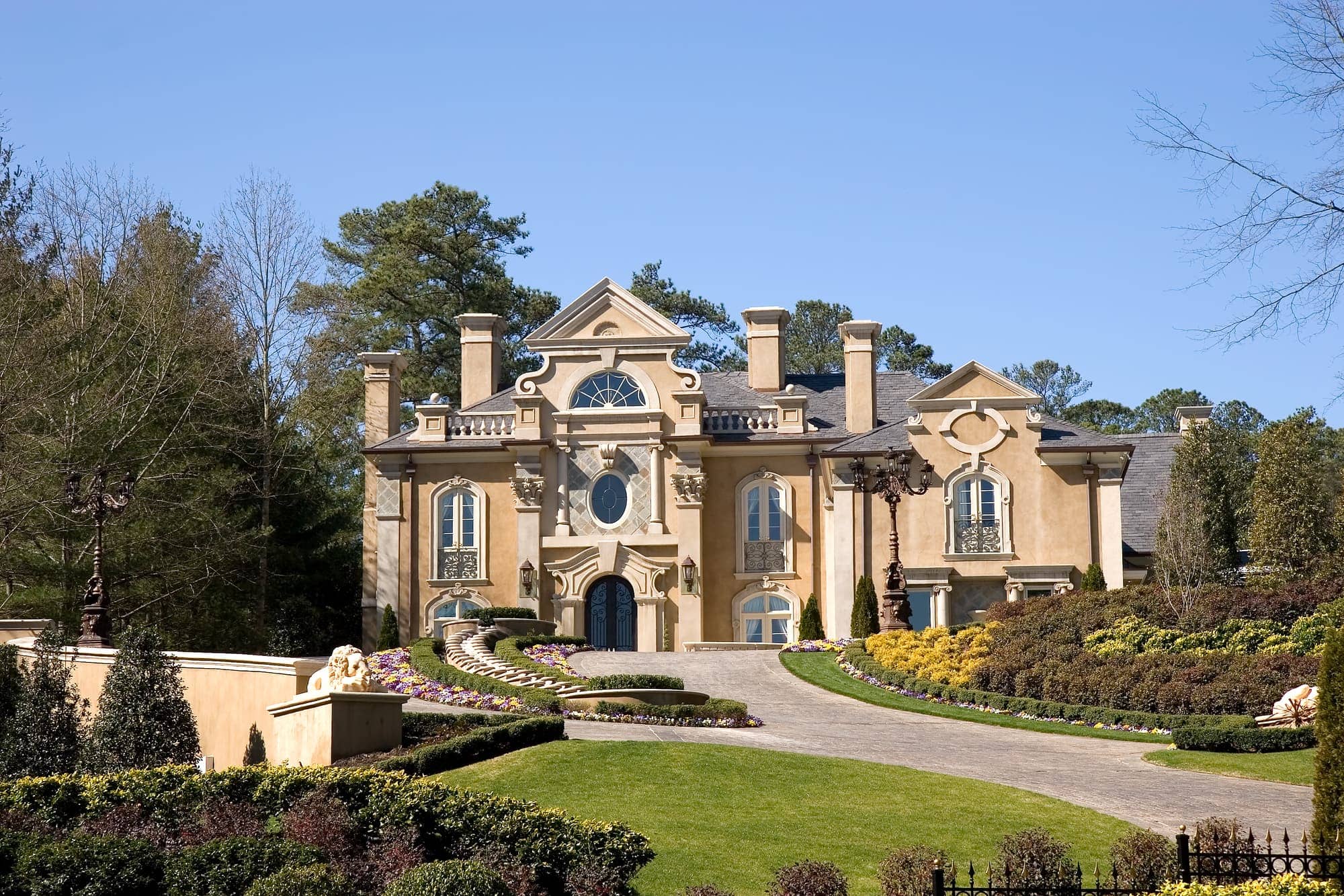 The 8 Types of Mansions and the Characteristics of Each - eXp Realty