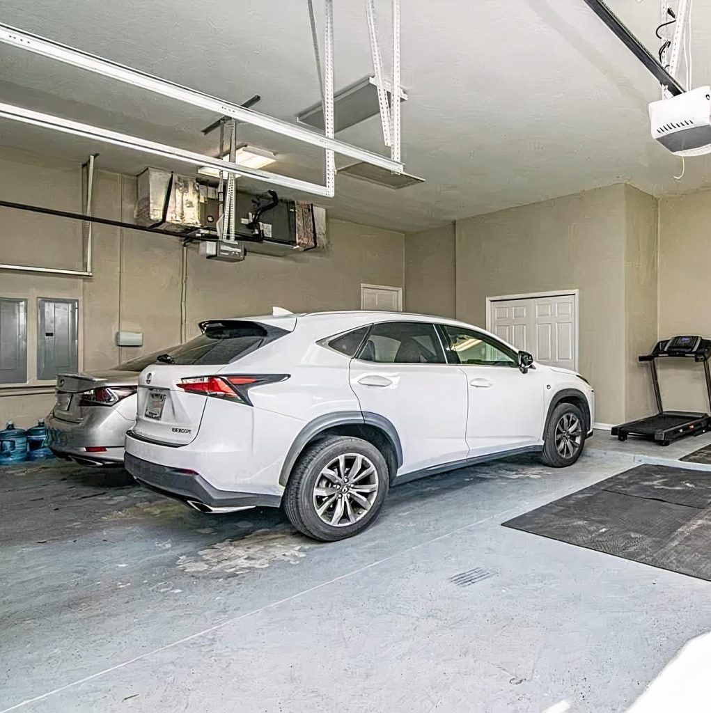 Garage in Ray-Ray McCloud's Lutz Home