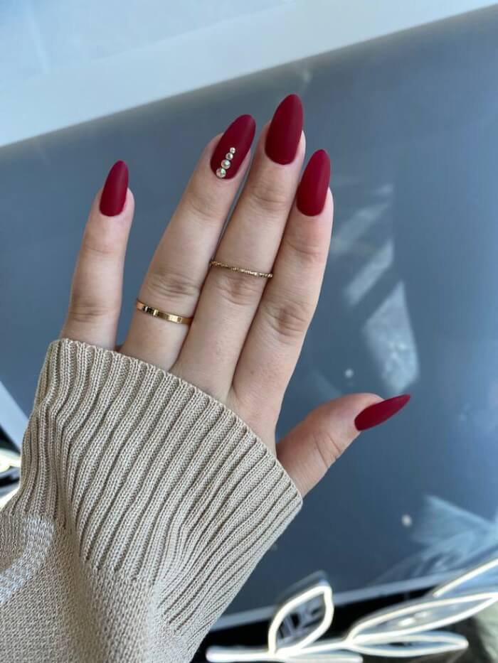 33 Red Prom Nails To Make You The Center Of Attention - 205