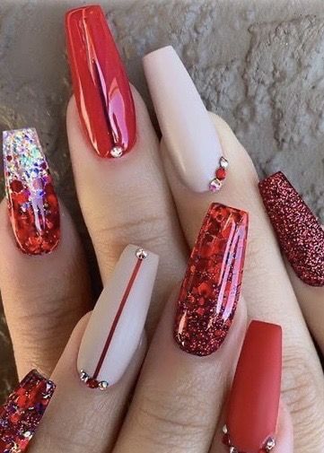 33 Red Prom Nails To Make You The Center Of Attention - 243