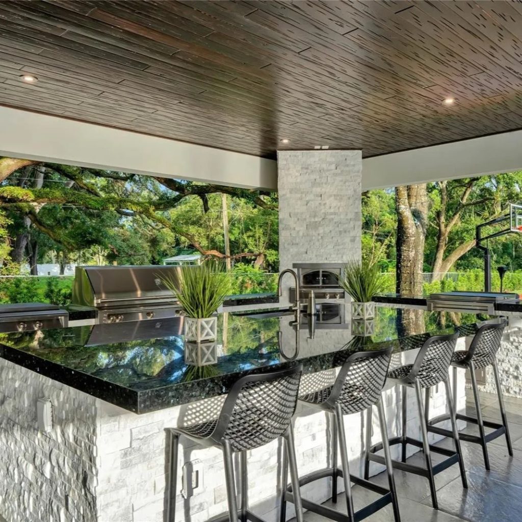 Outdoor Kitchen in Matthew Judon's Florida Home