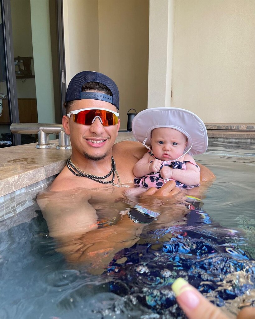 Patrick Mahomes, Brittany Matthews, Daughter, Sterling, 1st Birthday, Instagram